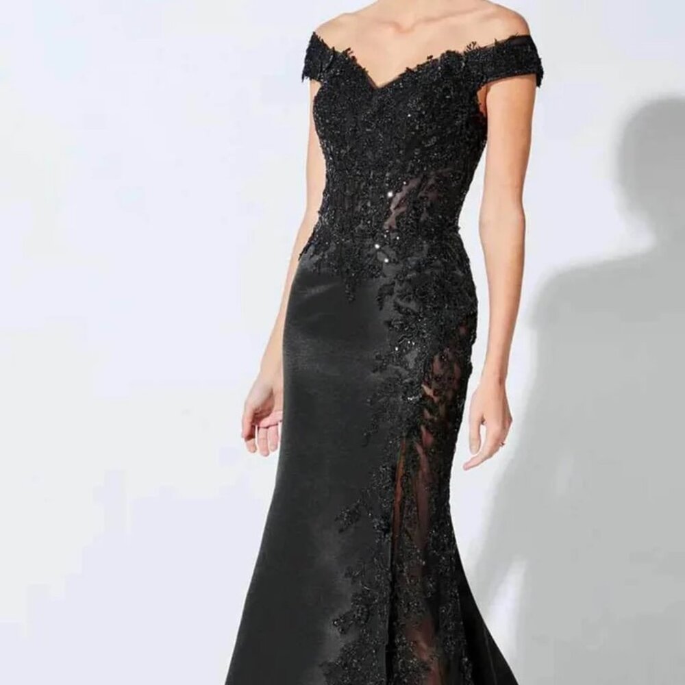 NWT Ivonne D 221D51F Embroidered Off-Shoulder Mother of the Bride Black Size 14